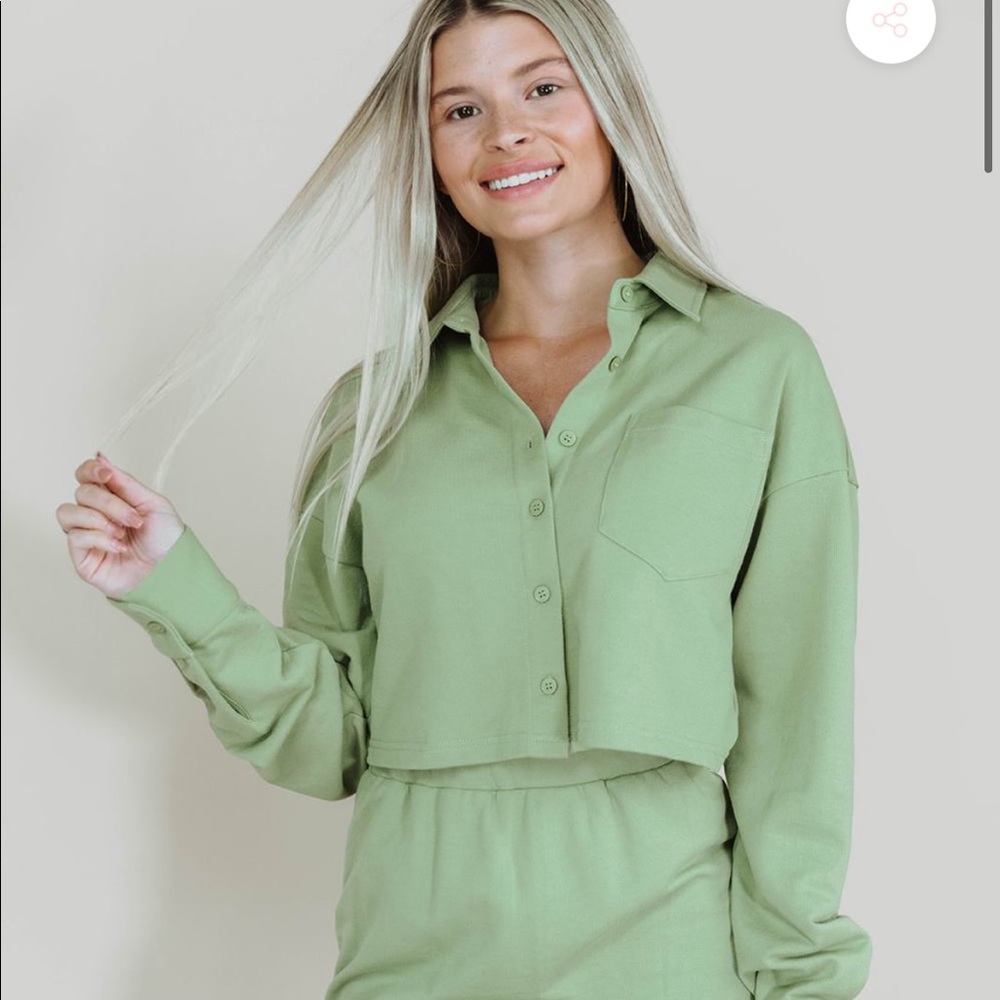 Kittenish Matcha Top